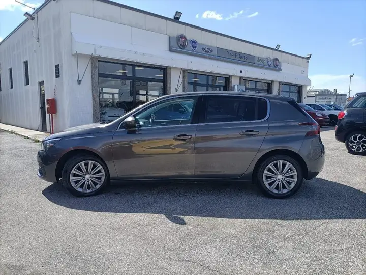 Peugeot 308 2021 photo 4