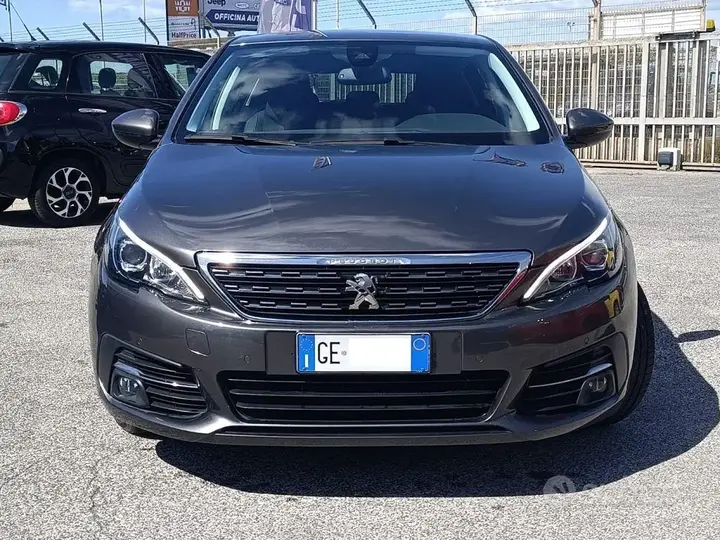 Peugeot 308 2021 photo 2