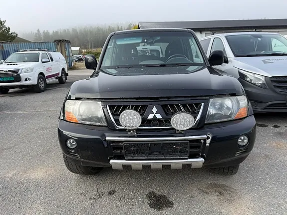 Mitsubishi Pajero 2006 photo 2