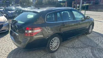 Renault Laguna 2012 photo 3