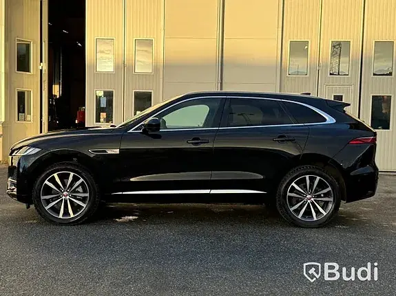 Jaguar F-Pace 2021 photo 2