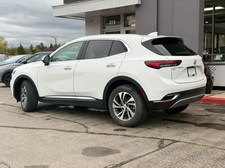 Buick Envision 2023 photo 3