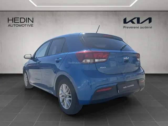 Kia Rio 2023 photo 2