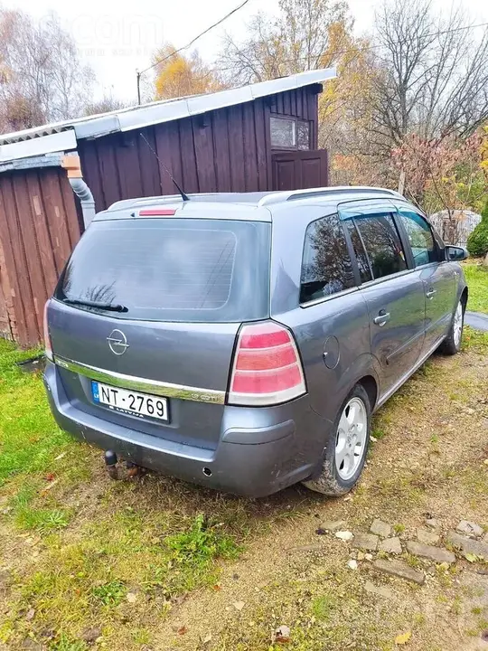 Opel Zafira