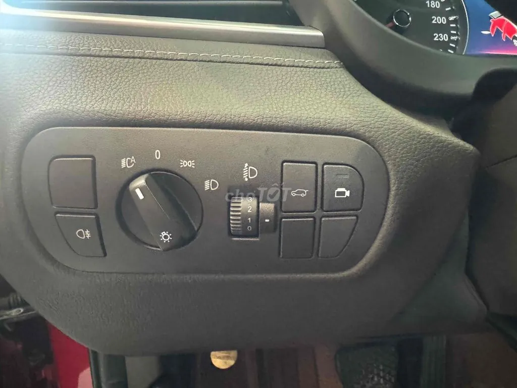 Vinfast Lux A2.0 2022 photo 4