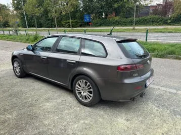 Alfa Romeo 159