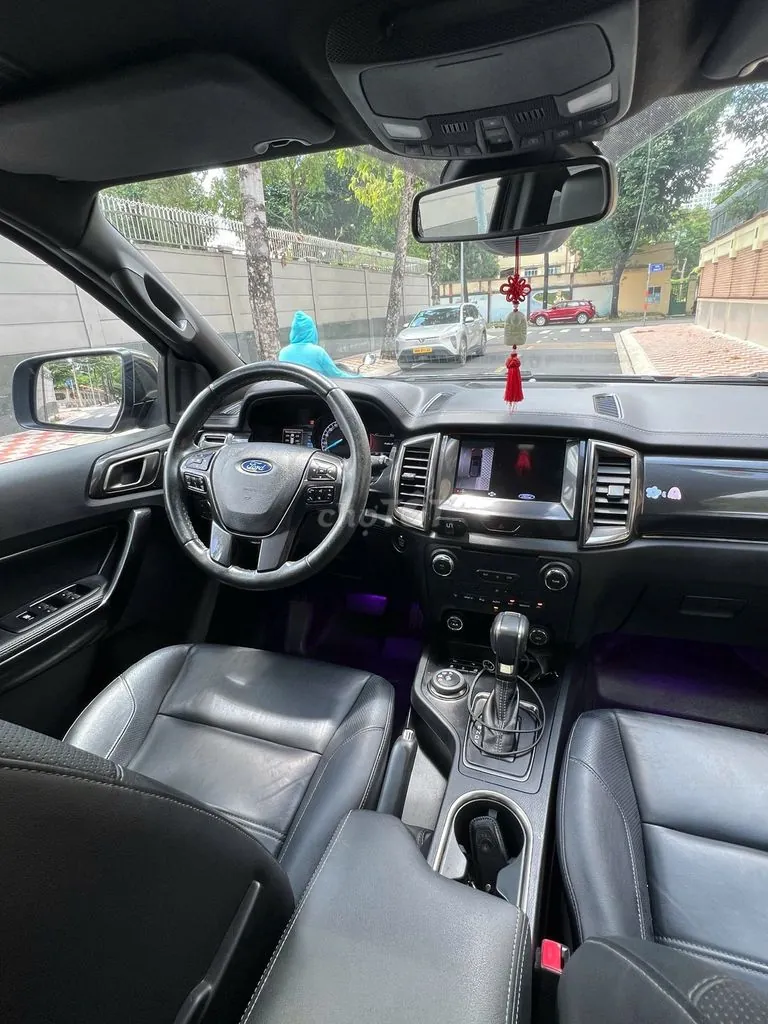 Ford Everest 2021 photo 3