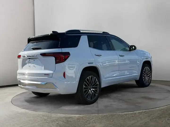 GMC Terrain 2027 photo 5