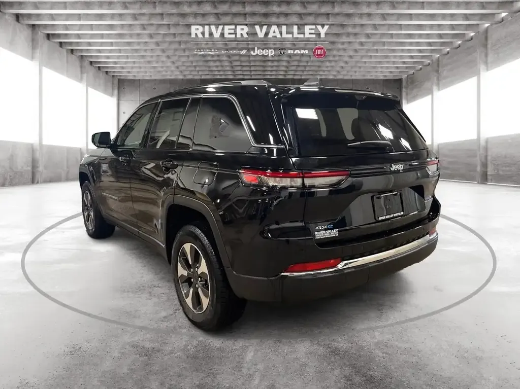 Jeep Grand Cherokee 2023 photo 5