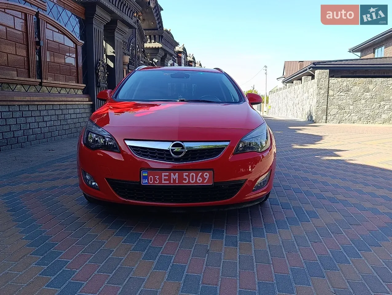 Opel Astra 2012 photo 3
