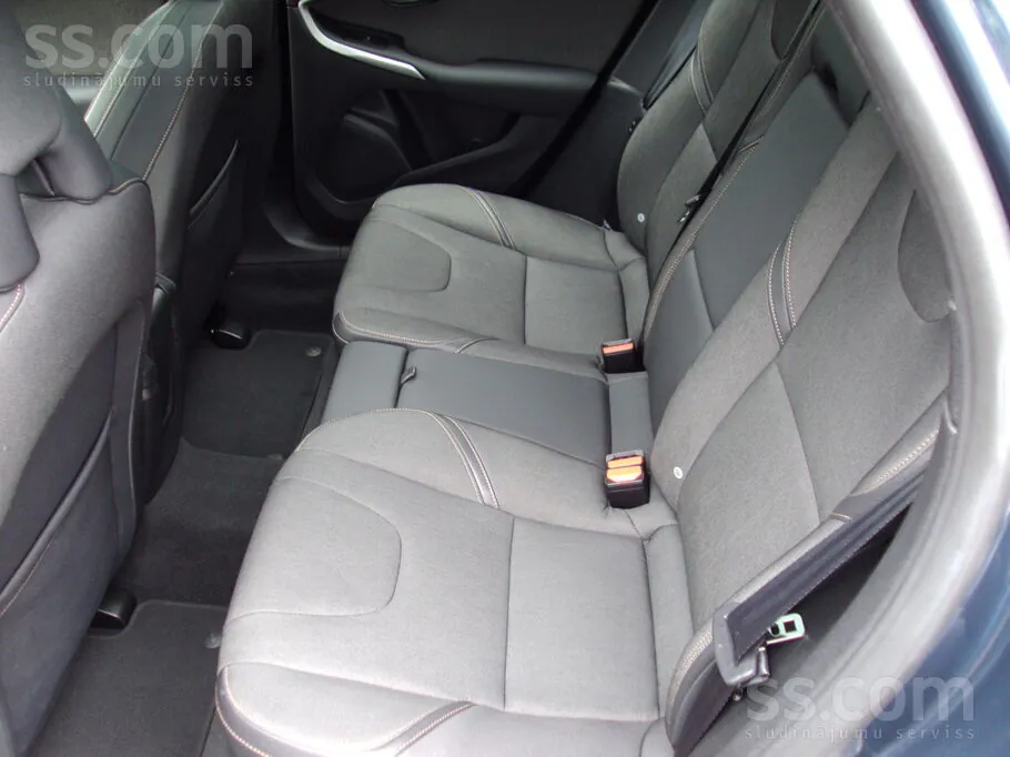 Volvo V40 2013 photo 5