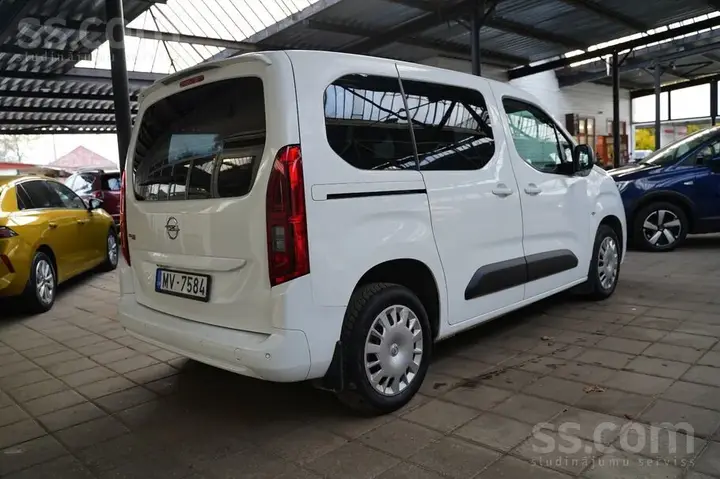 Opel Combo 2021 photo 4