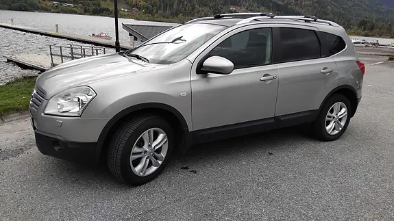Nissan Qashqai+2 2009 photo 2