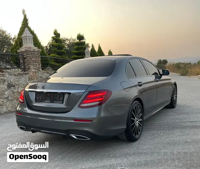 Mercedes-Benz E-Class 2016 photo 4