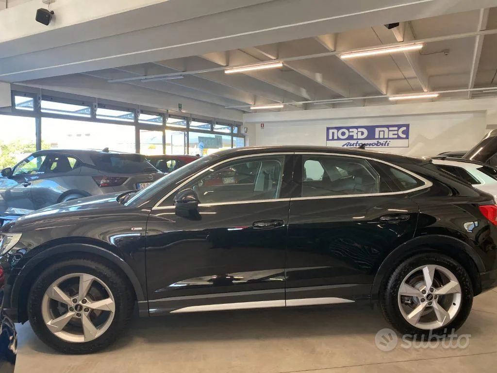 Audi Q3 2023 photo 4