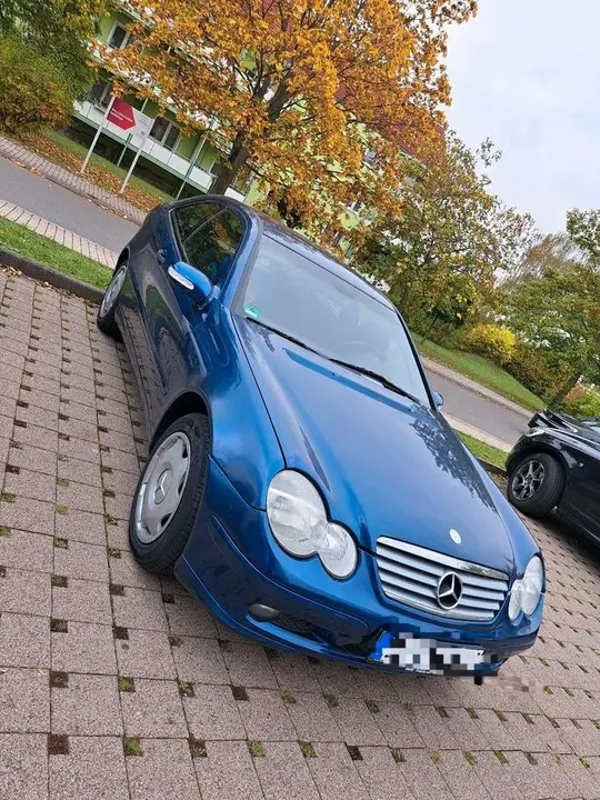 Mercedes-Benz C180