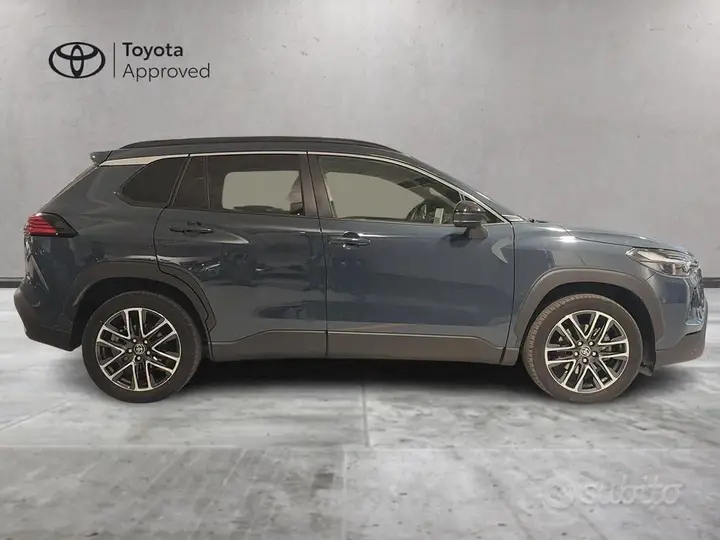 Toyota Corolla Cross 2025 photo 4