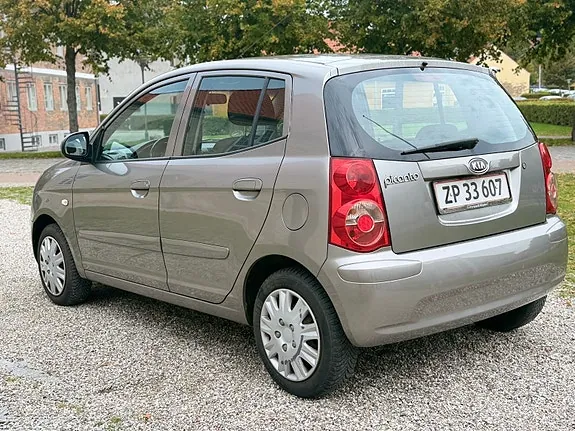 Kia Picanto 2008 photo 3