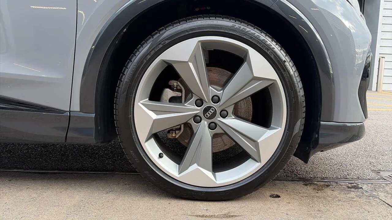 Audi Q4 E-Tron 2025 photo 5