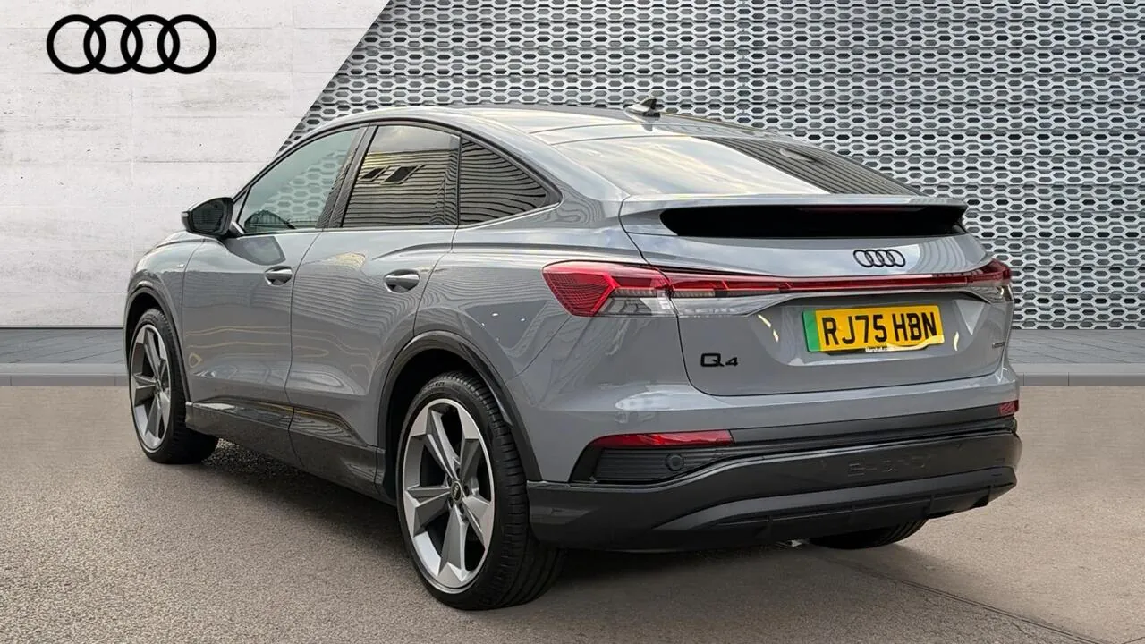 Audi Q4 E-Tron 2025 photo 3