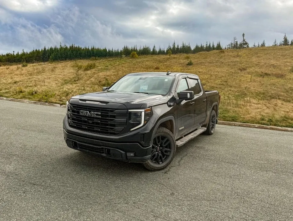 GMC Sierra 1500 2022 photo 2