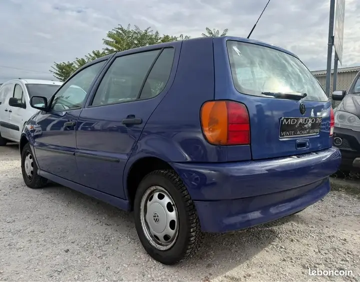 Volkswagen Polo 1995 photo 3