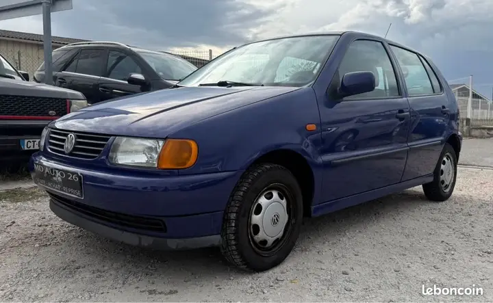 Volkswagen Polo 1995 photo 2