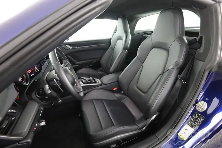 Porsche 911 2023 photo 3