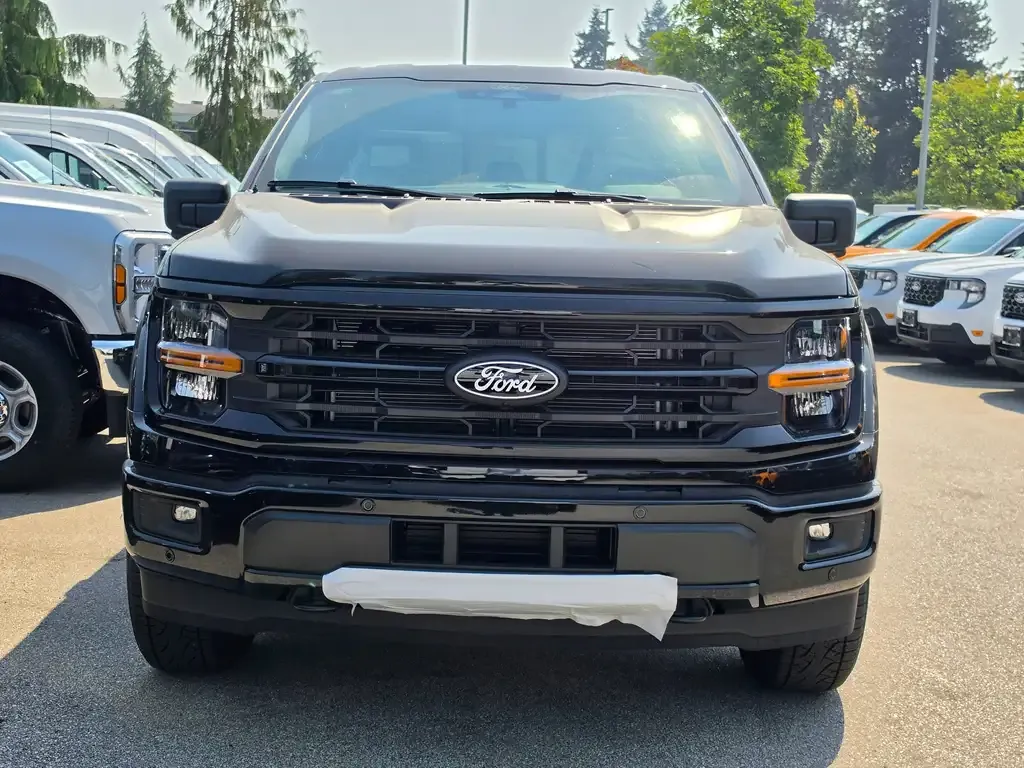 Ford F-150 2026 photo 2