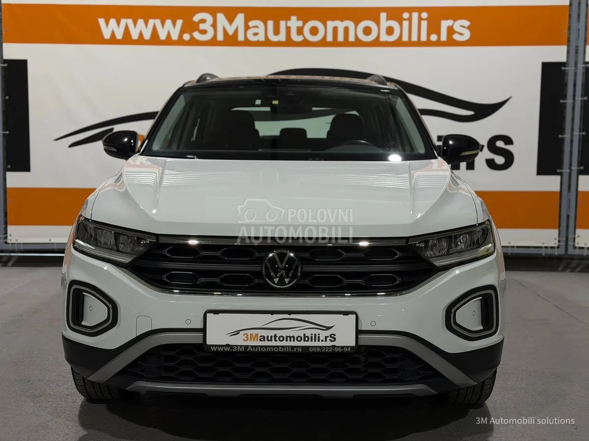 Volkswagen T-Roc 2023 photo 3
