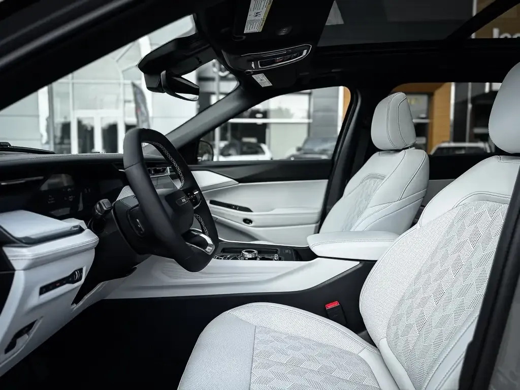 Jeep Cherokee 2026 photo 4