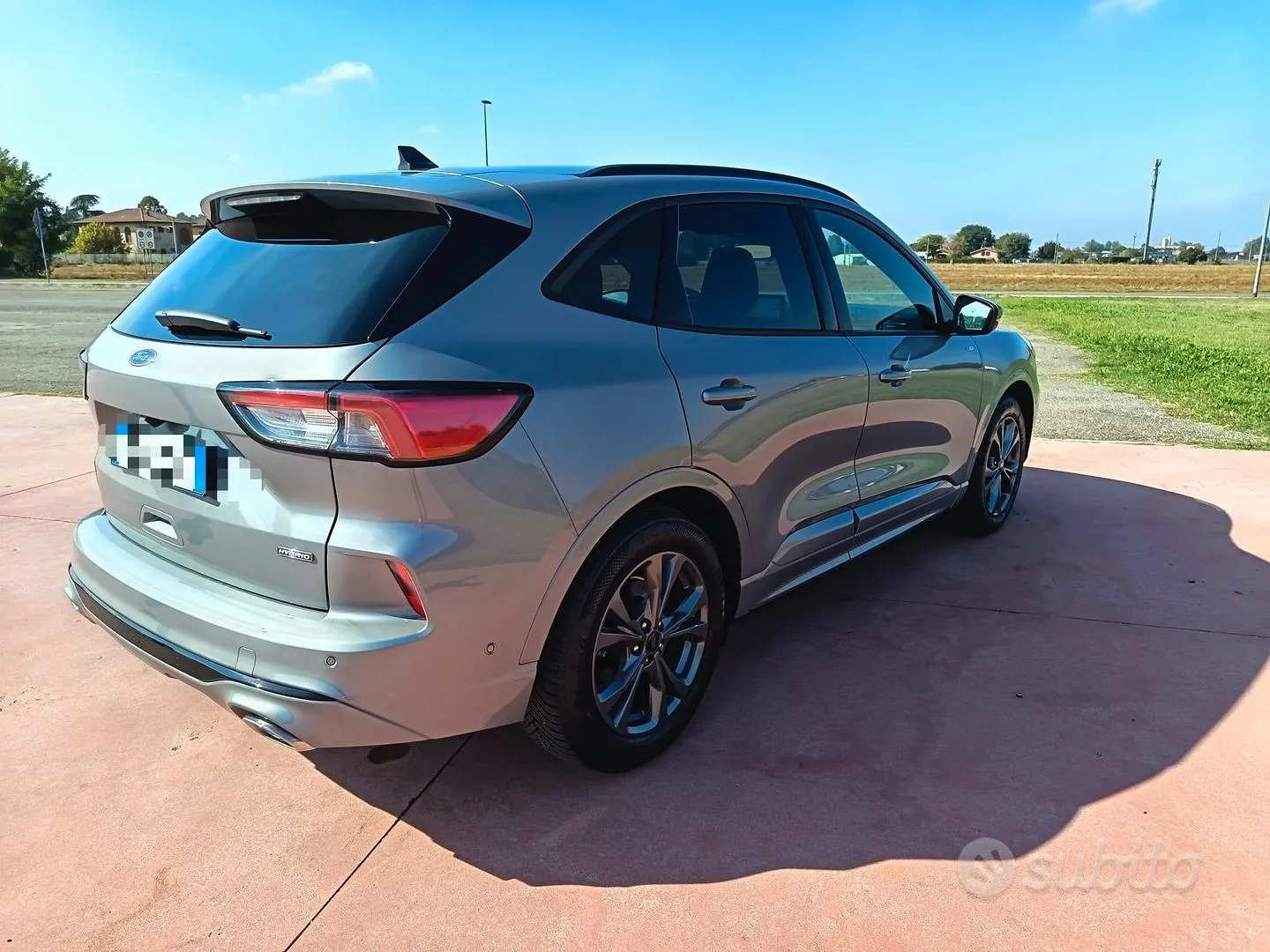 Ford Kuga 2024 photo 2