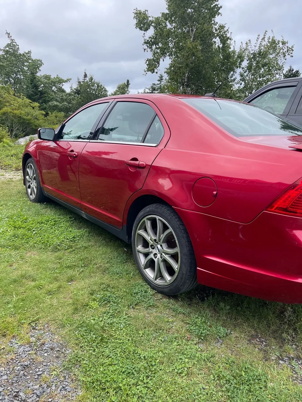 Ford Fusion 2011 photo 2