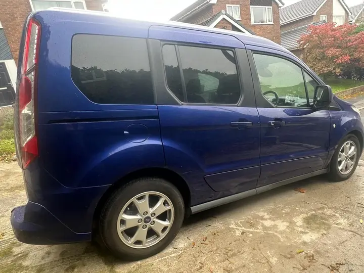 Ford Tourneo Connect 2016 photo 3