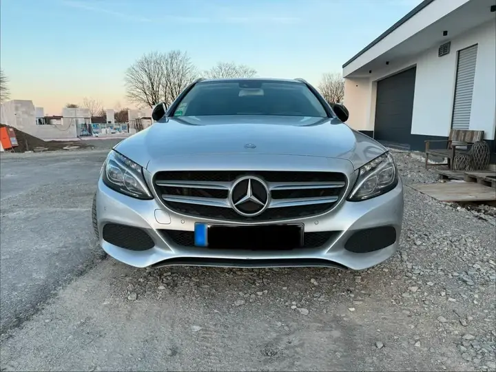 Mercedes-Benz C 220 D