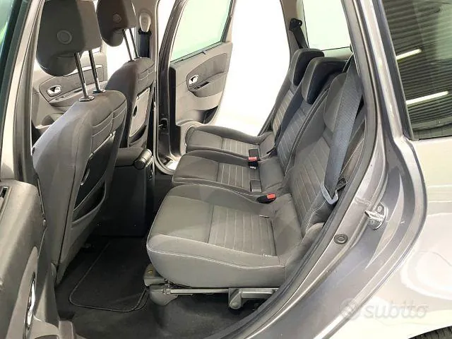 Renault Grand Scénic 2015 photo 3