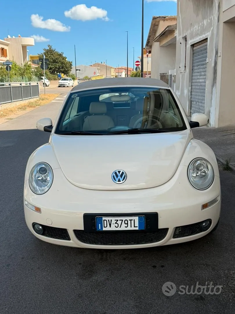 Volkswagen New Beetle 2009 photo 3