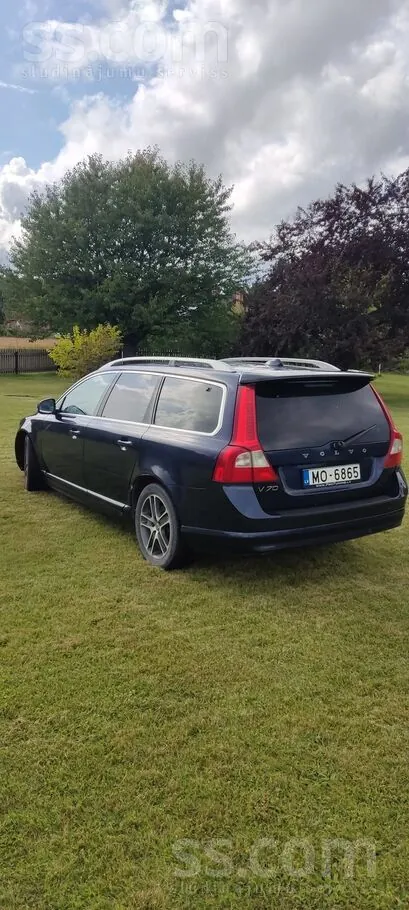 Volvo V70 2012 photo 4