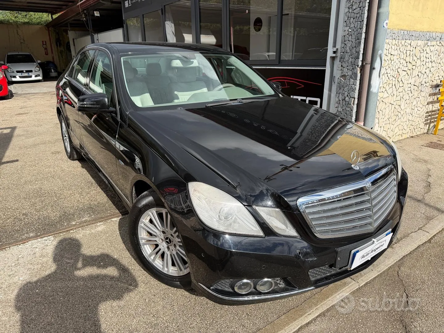 Mercedes-Benz E-Class 2011 photo 3