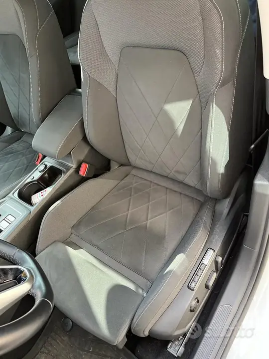Volkswagen Golf 2022 photo 4
