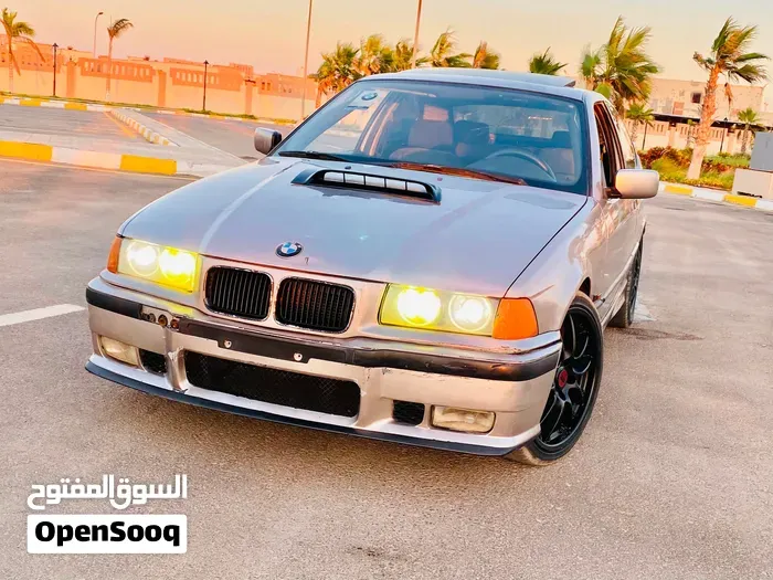 BMW 3 Series 1999 photo 2