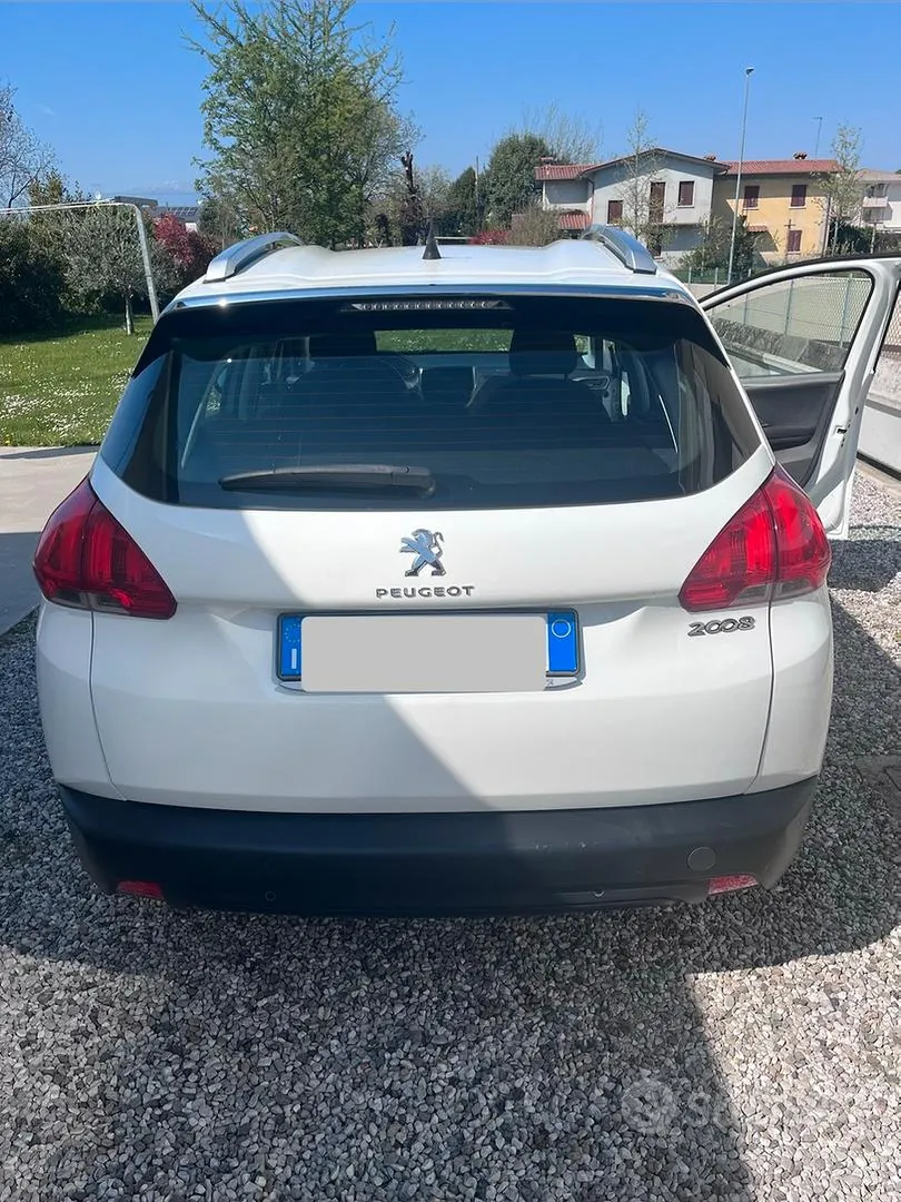 Peugeot 2008 2015 photo 5