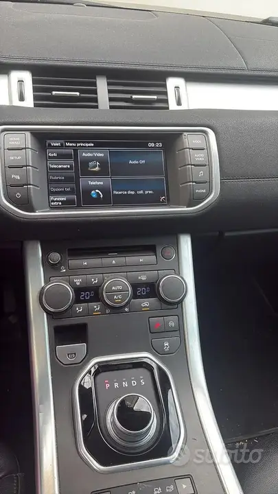 Land Rover Range Rover Evoque 2015 photo 4