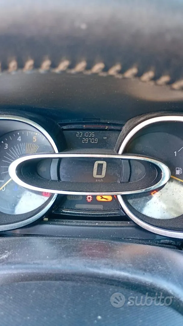 Renault Clio 2013 photo 4