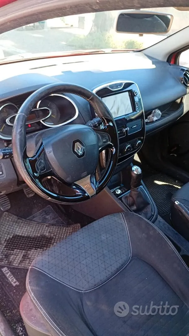 Renault Clio 2013 photo 3