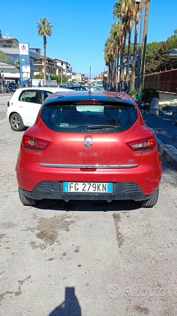 Renault Clio 2013 photo 2