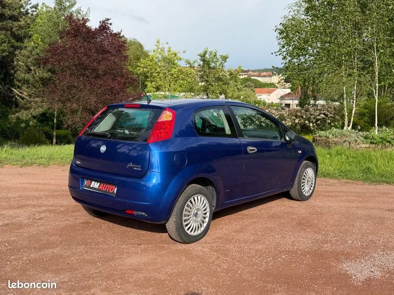 Fiat Grande Punto 2007 photo 2