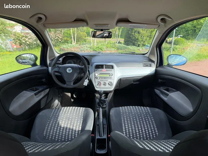 Fiat Grande Punto 2007 photo 4