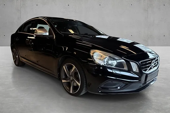 Volvo S60 2013 photo 2