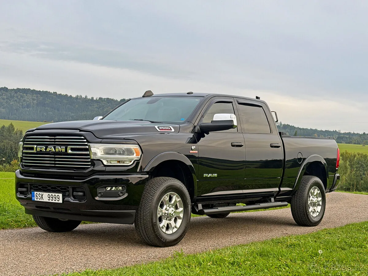 Dodge Ram 3500 Laramie 2022 photo 2